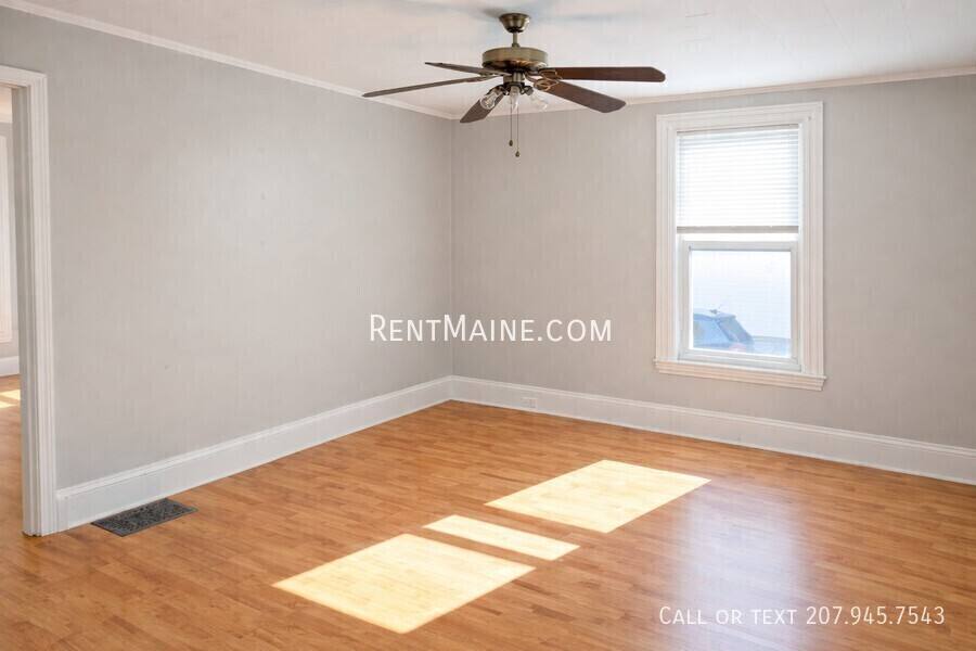Apartment for rent at 92 Fling St, Brewer, ME 04412