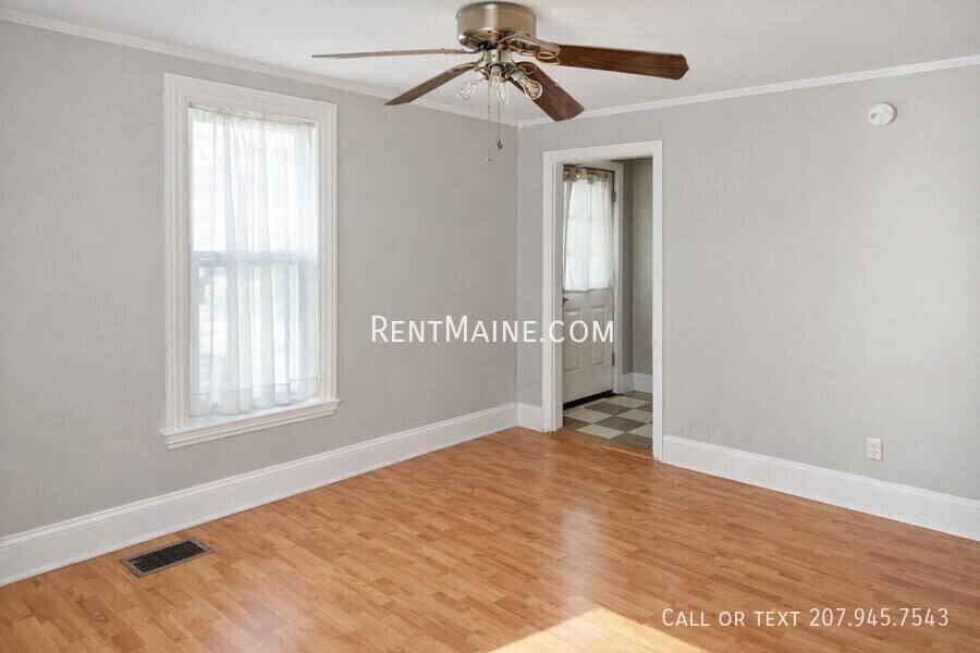 Apartment for rent at 92 Fling St, Brewer, ME 04412
