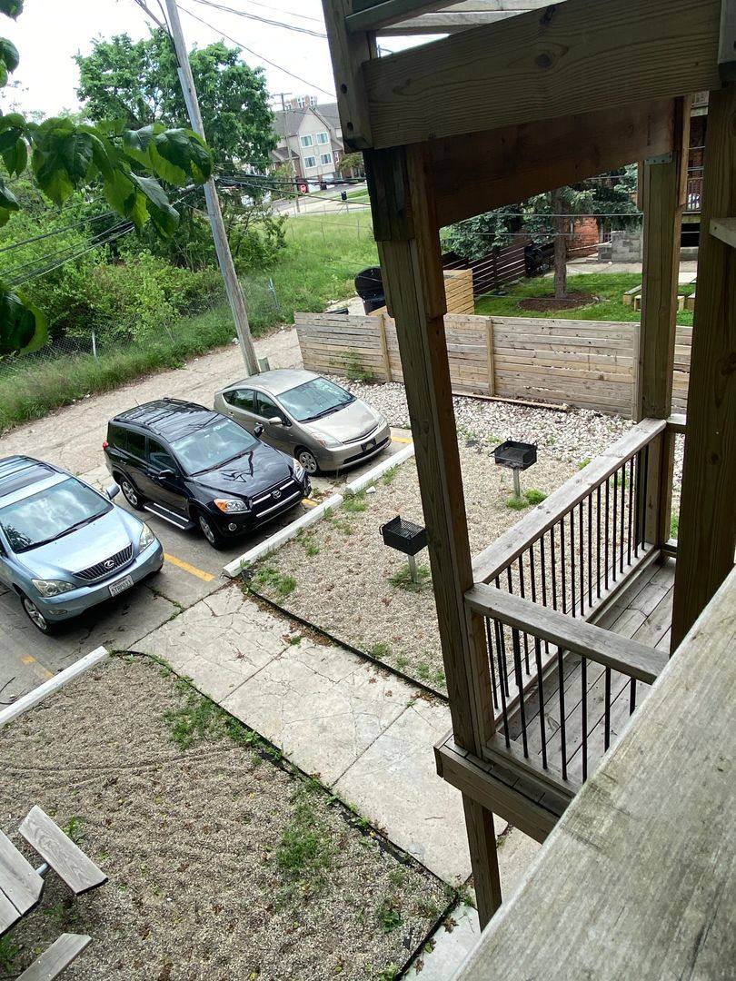 Apartment for rent at 524-526 E Kirby, Detroit, MI 48202