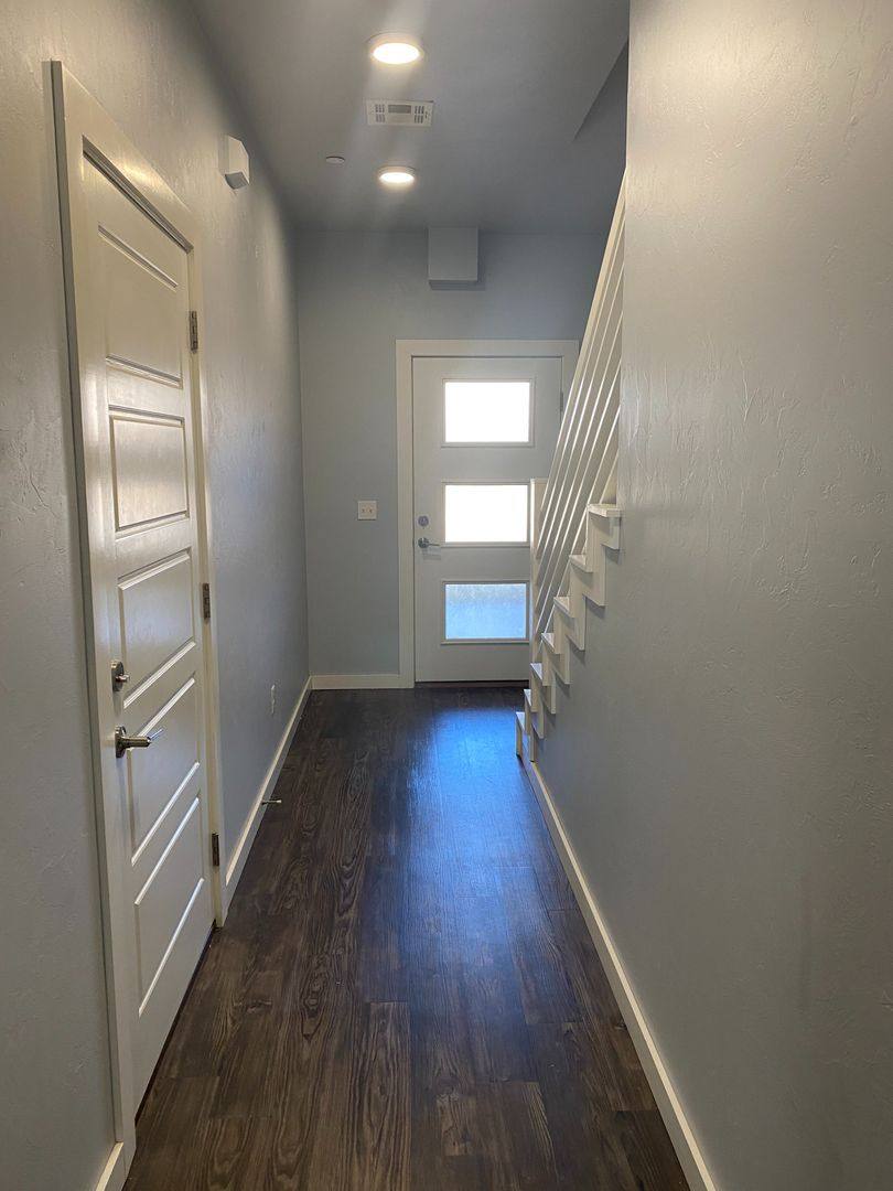 Townhouse for rent at 732 SW 14th St, Oklahoma City, OK 73160