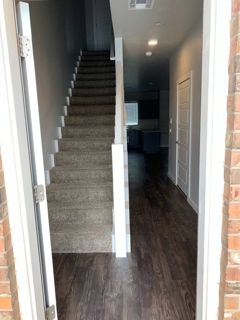 Townhouse for rent at 732 SW 14th St, Oklahoma City, OK 73160