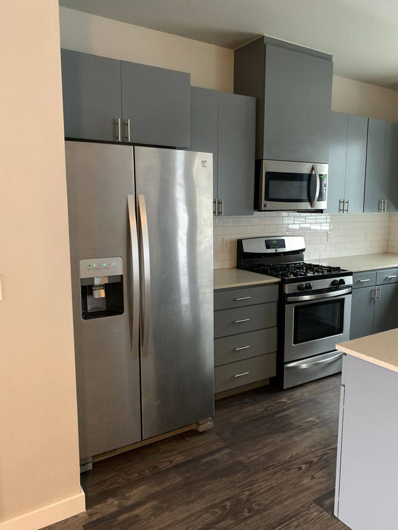 Townhouse for rent at 732 SW 14th St, Oklahoma City, OK 73160