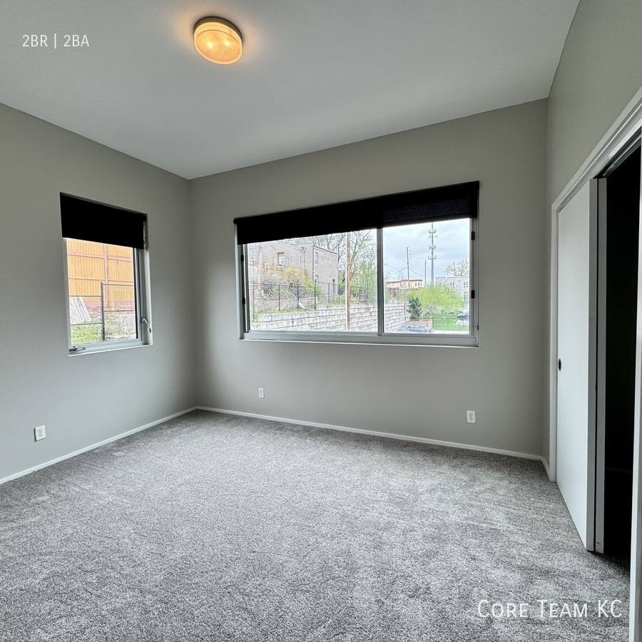 Apartment for rent at 2903 Gillham Rd #302, Kansas City, MO 64111