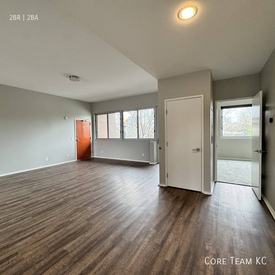 Apartment for rent at 2903 Gillham Rd #302, Kansas City, MO 64111