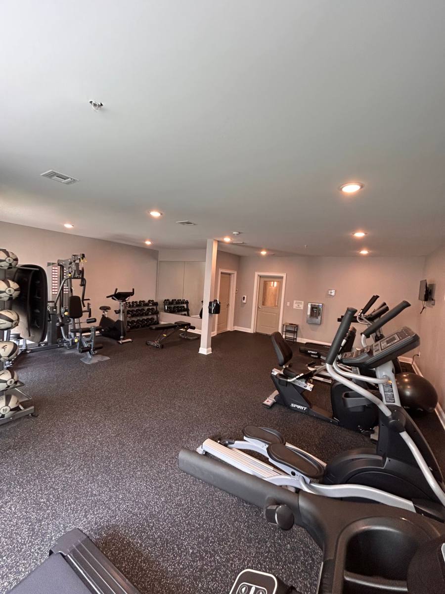 Apartment for rent at 2 Soldier Hill Rd, Paramus, NJ 07652