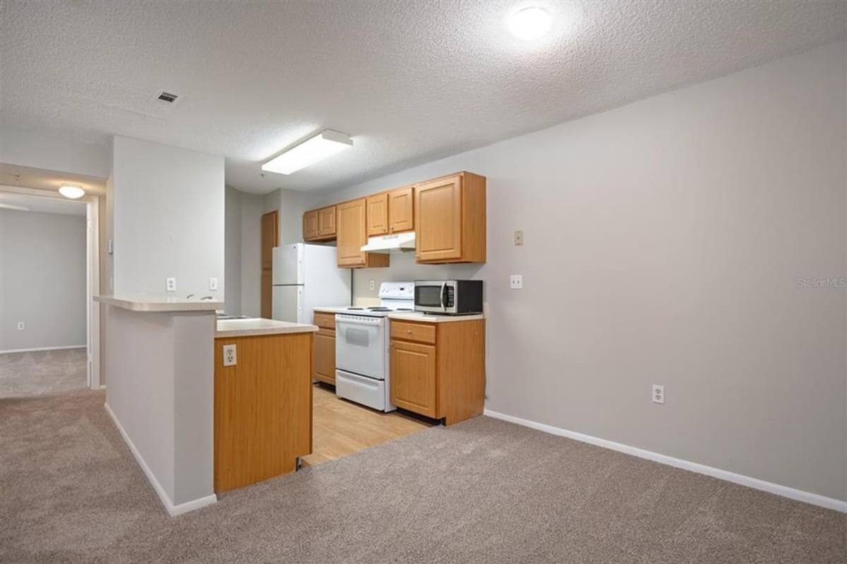 Apartment for rent at 637 Buoy Lane, Altamonte Springs, FL 32714
