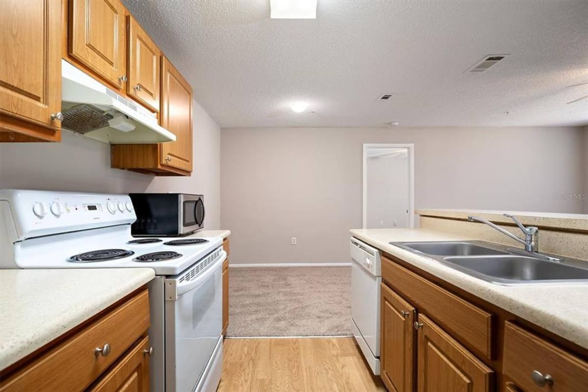 Apartment for rent at 637 Buoy Lane, Altamonte Springs, FL 32714