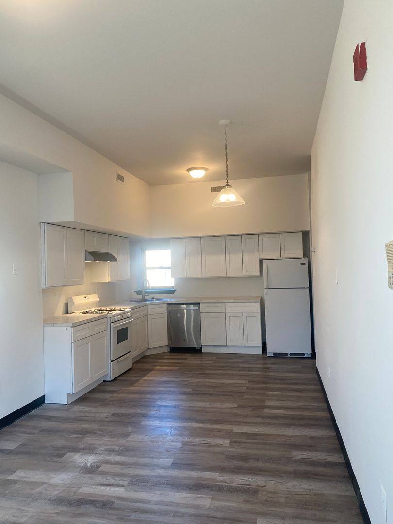 Townhouse for rent at 1600 Block N, Philadelphia, PA 19121