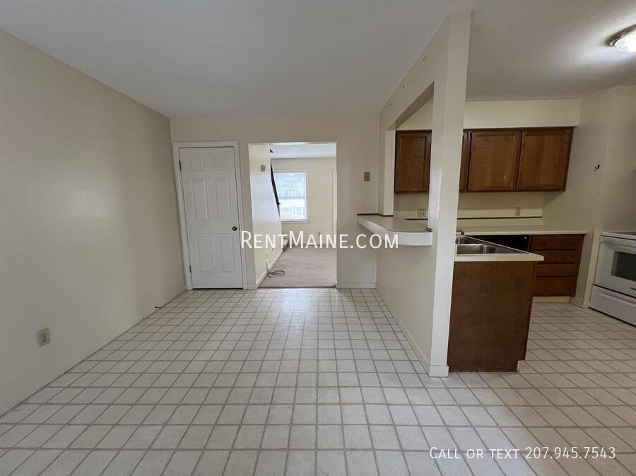 Apartment for rent at 71 Valley View Lane #B, Bangor, ME 04401