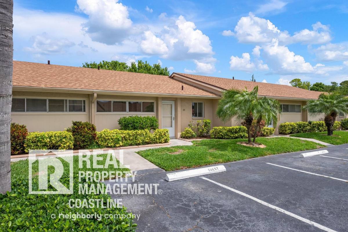 Condo for rent at 2779 Woodgate Lane #33, Sarasota, FL 34231