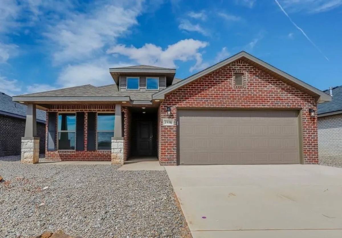 House for rent at 1910 S Cr, Midland, TX 79706