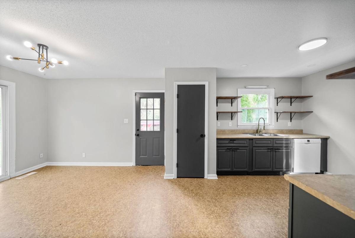 House for rent at 194 Bob White Dr, Clarksville, TN 37042