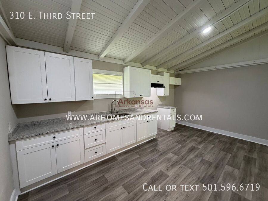 House for rent at 310 E Third St, Bradford, AR 72020
