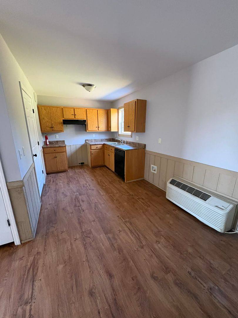Apartment for rent at 13478 Fountain Run Rd, Fountain Run, KY 42133