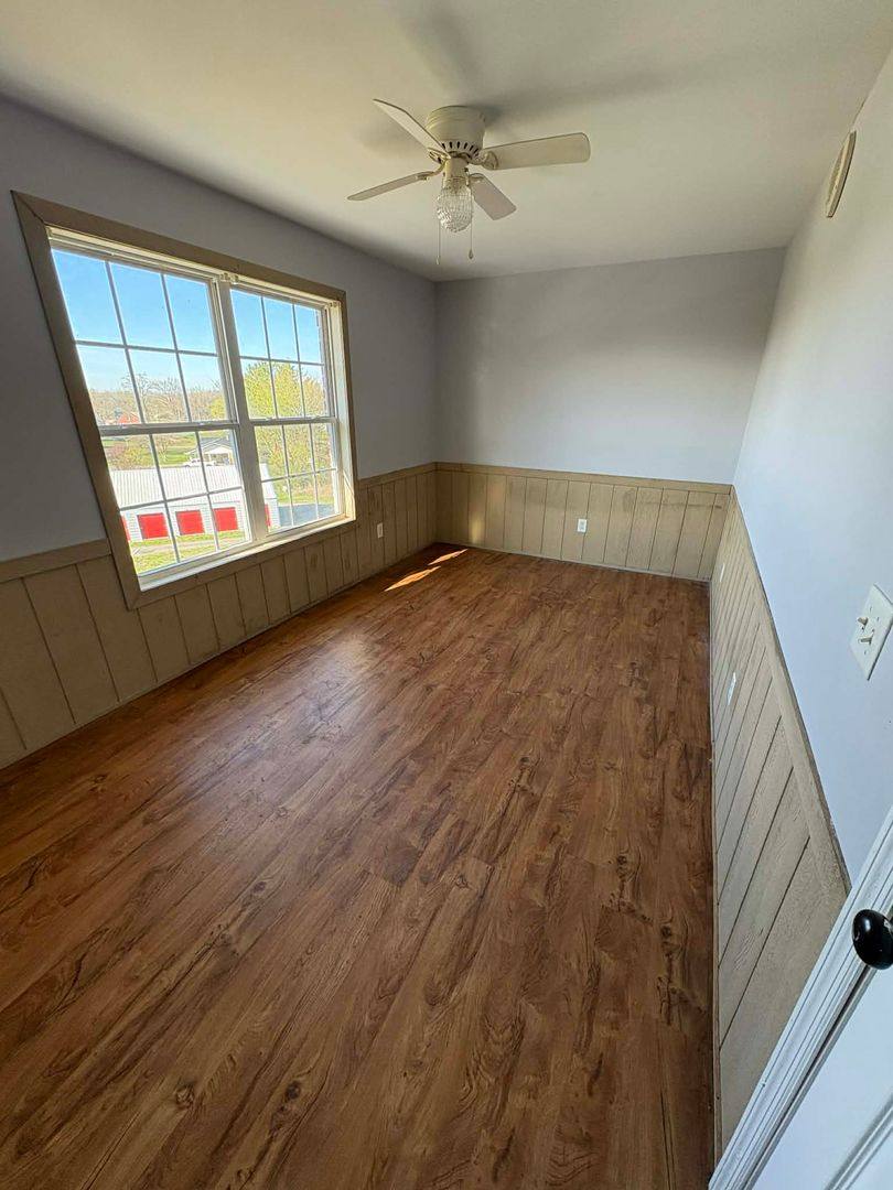 Apartment for rent at 13478 Fountain Run Rd, Fountain Run, KY 42133