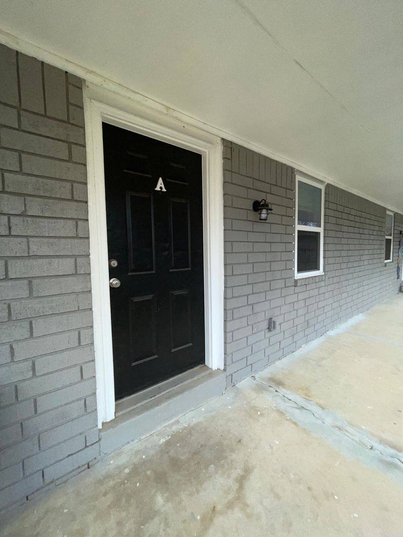 Apartment for rent at 1222 W Brooks, Claremore, OK 74017