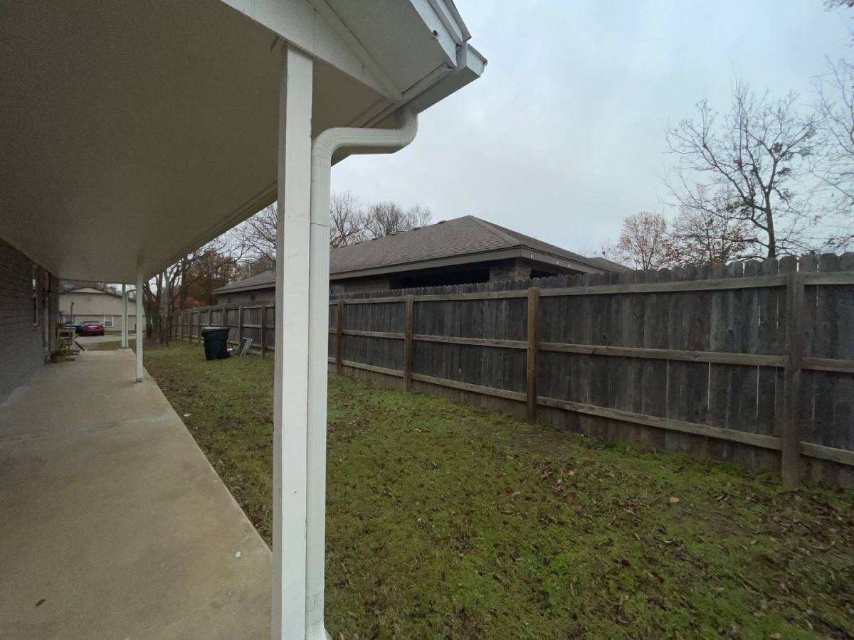 Apartment for rent at 1222 W Brooks, Claremore, OK 74017