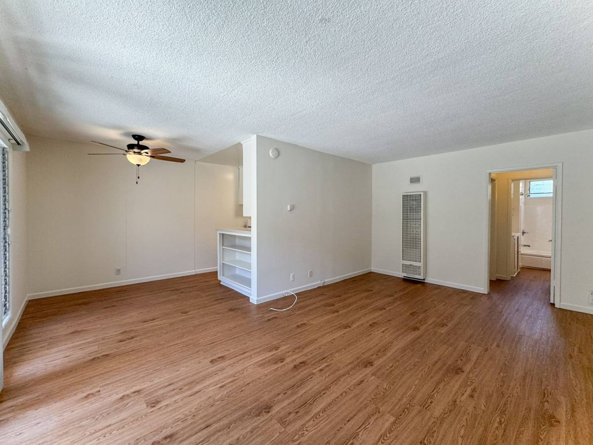 Apartment for rent at 1555 S Hayworth Ave #5, Los Angeles, CA 90035