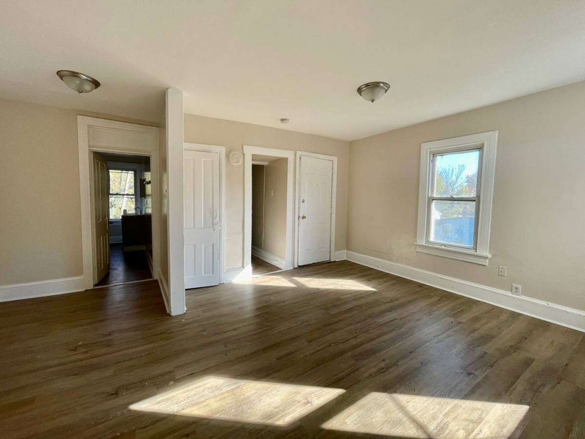Apartment for rent at 31 Ellis St, Bridgeton, NJ 08302