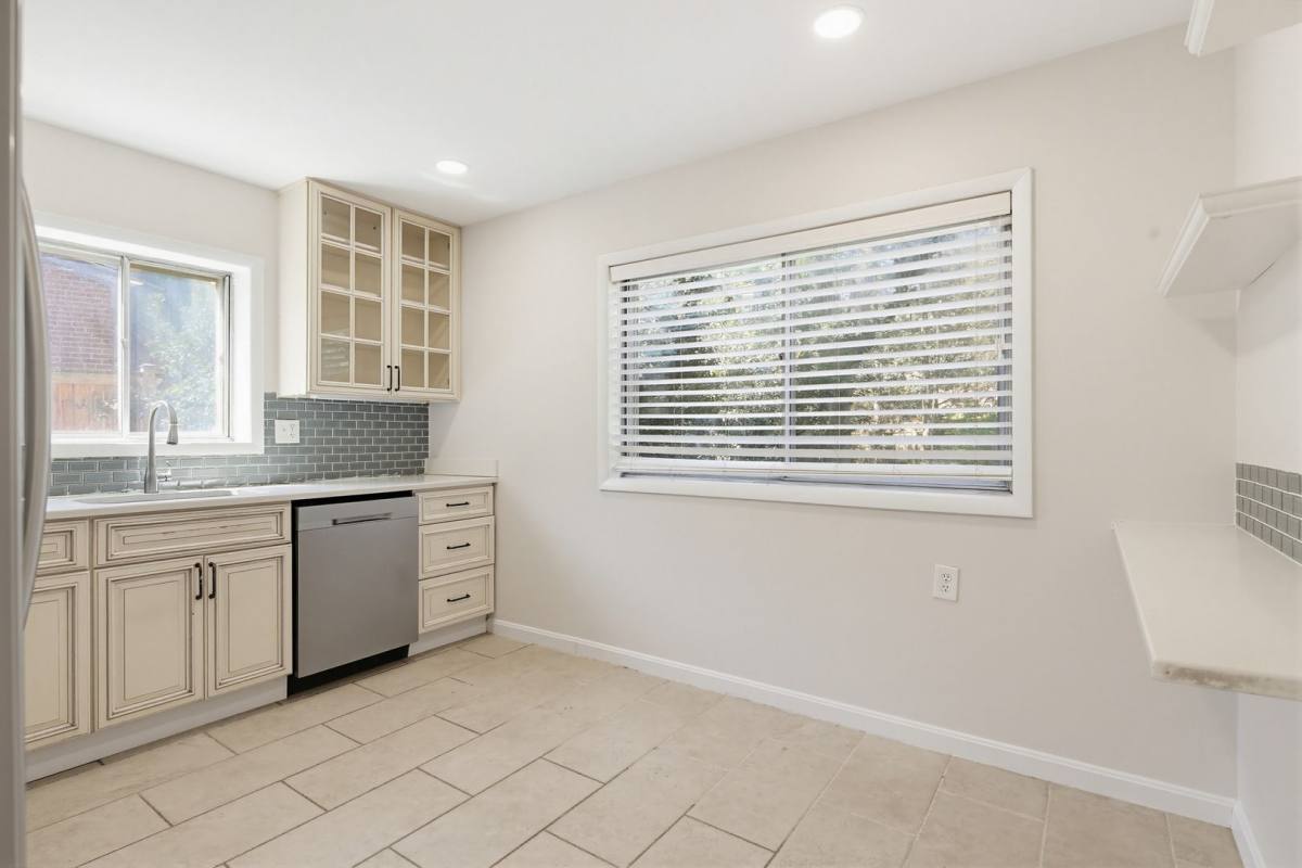 House for rent at 9717 Hedin Dr, Silver Spring, MD 20903