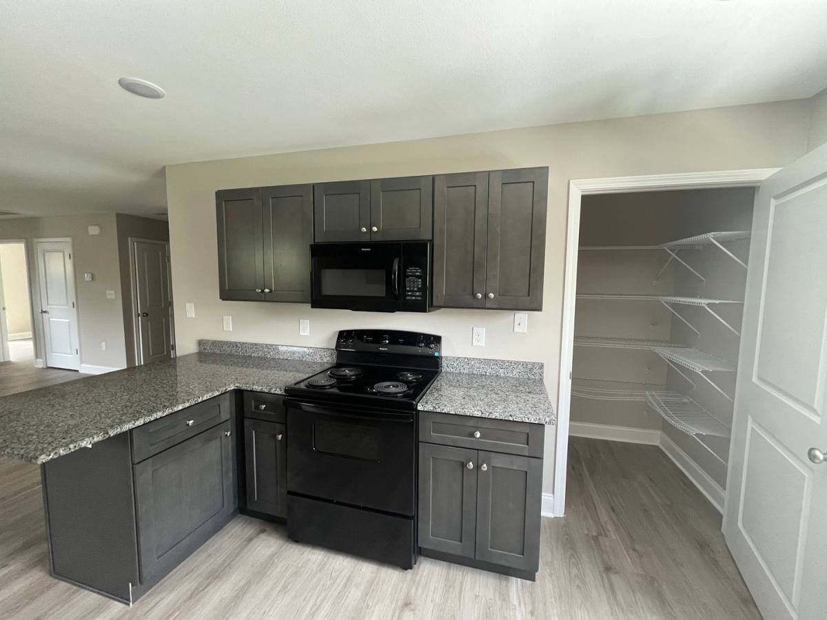 Apartment for rent at 815 817 Ellis St, Jacksonville, AR 72076