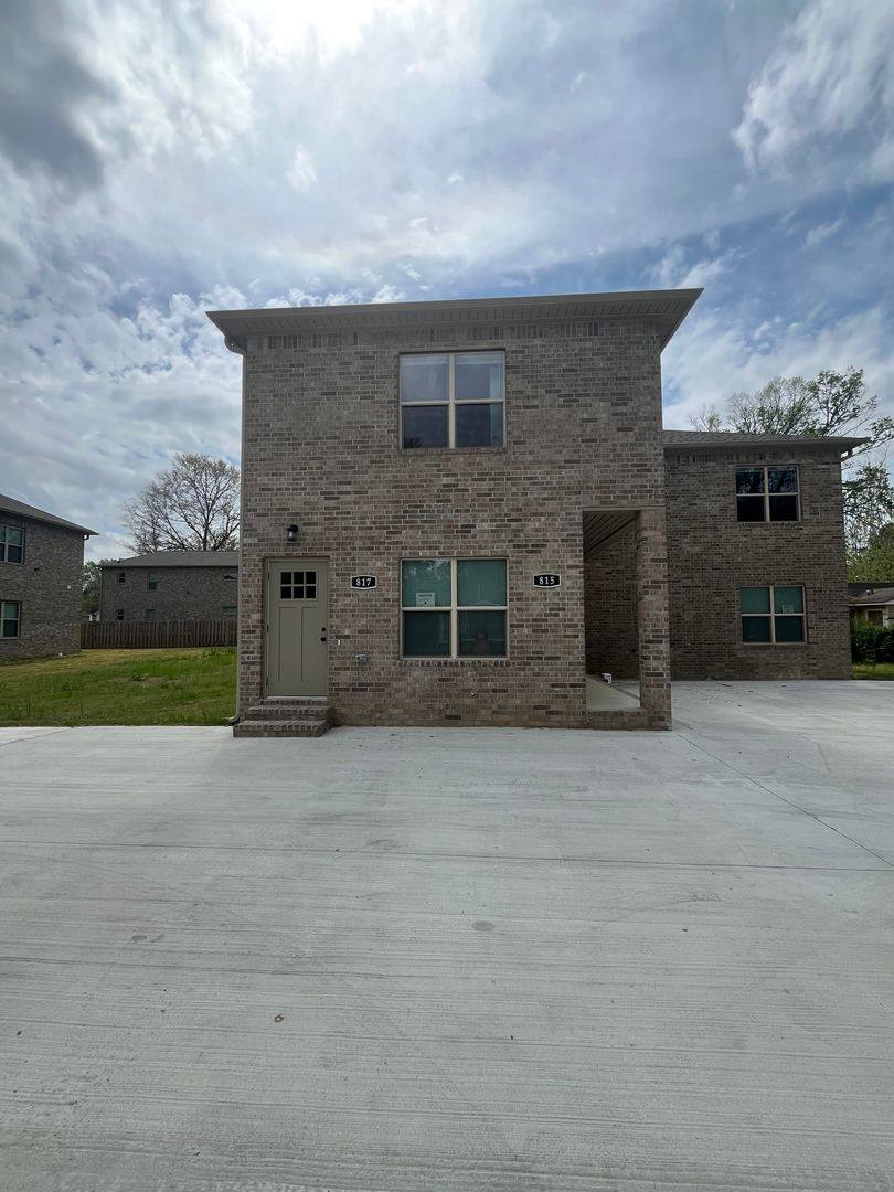Apartment for rent at 815 817 Ellis St, Jacksonville, AR 72076