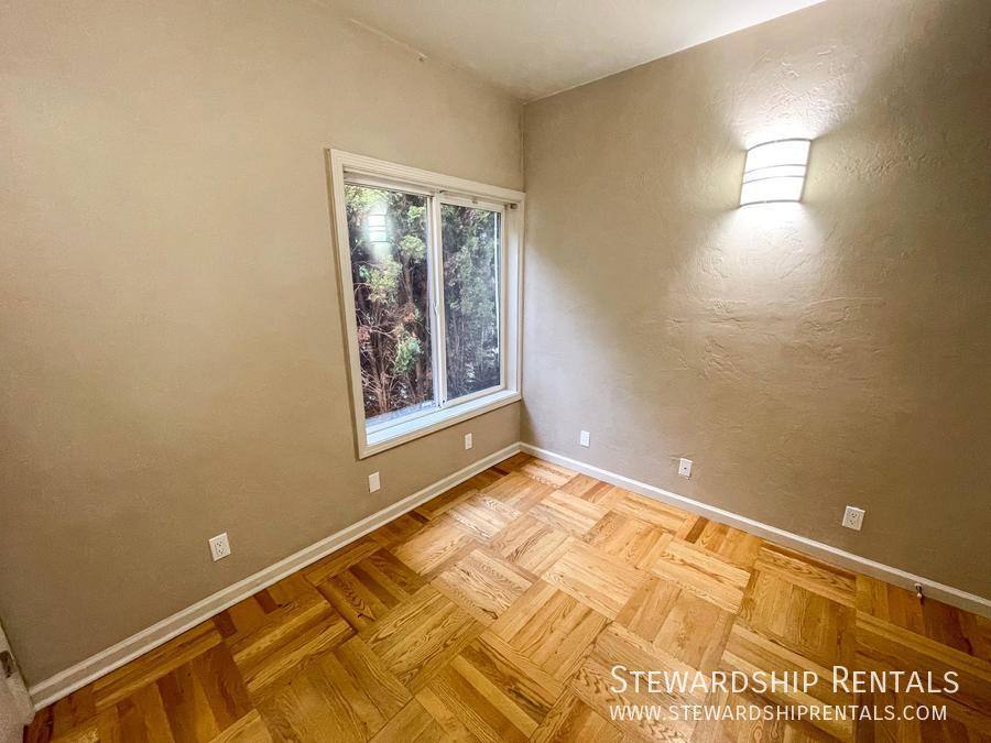 Apartment for rent at 1825 Harris St #5, Eugene, OR 97403