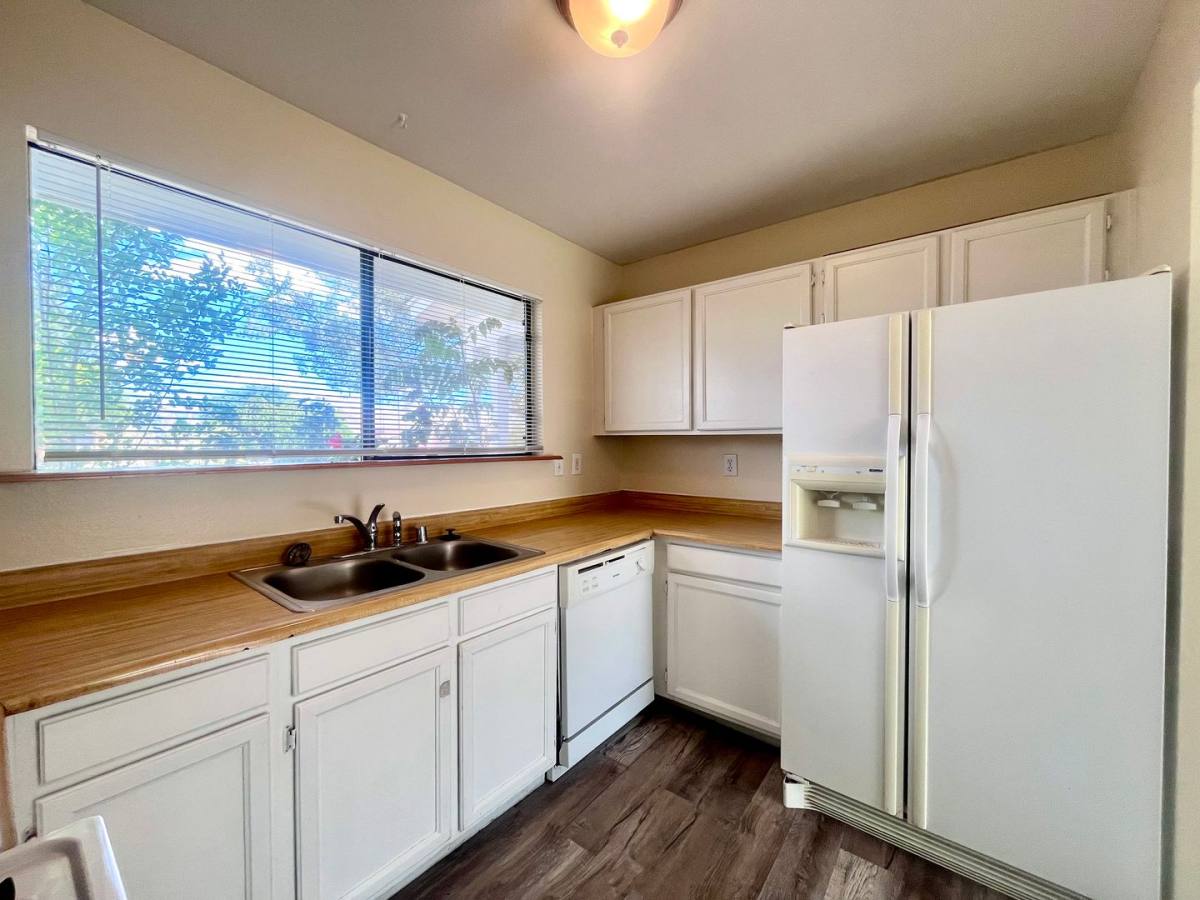 House for rent at 874 Baltic Ave SE, Rio Rancho, NM 87124