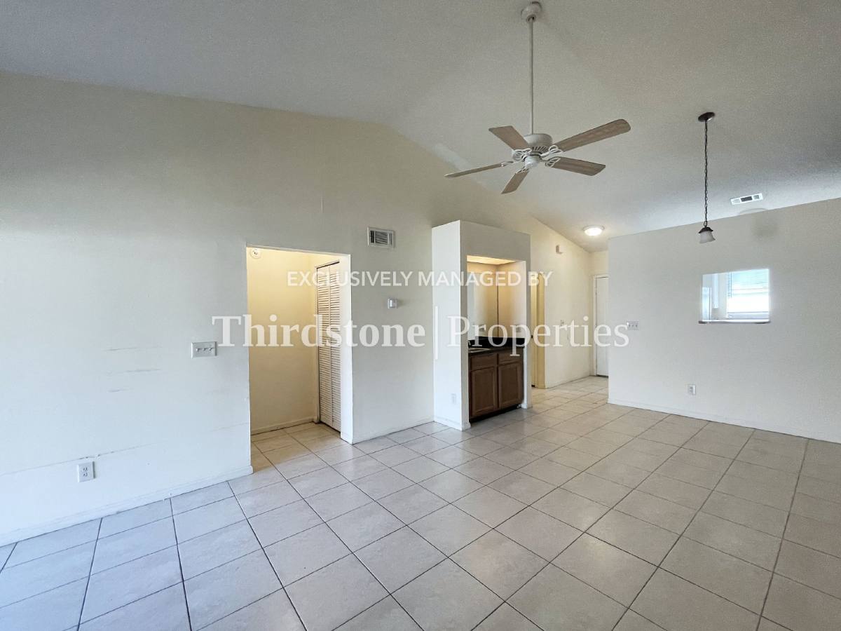 Apartment for rent at 5128 Indian Lakes Court #2, Jacksonville, FL 32210