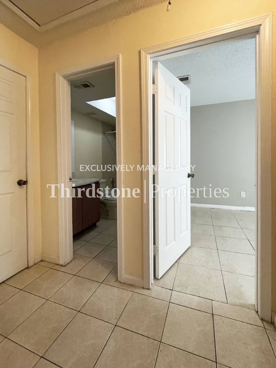 Apartment for rent at 5128 Indian Lakes Court #2, Jacksonville, FL 32210