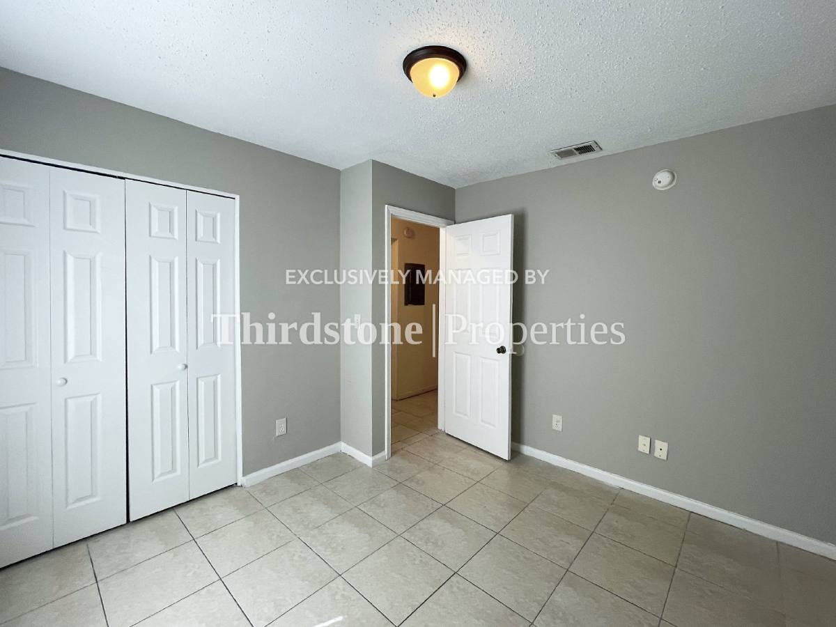 Apartment for rent at 5128 Indian Lakes Court #2, Jacksonville, FL 32210