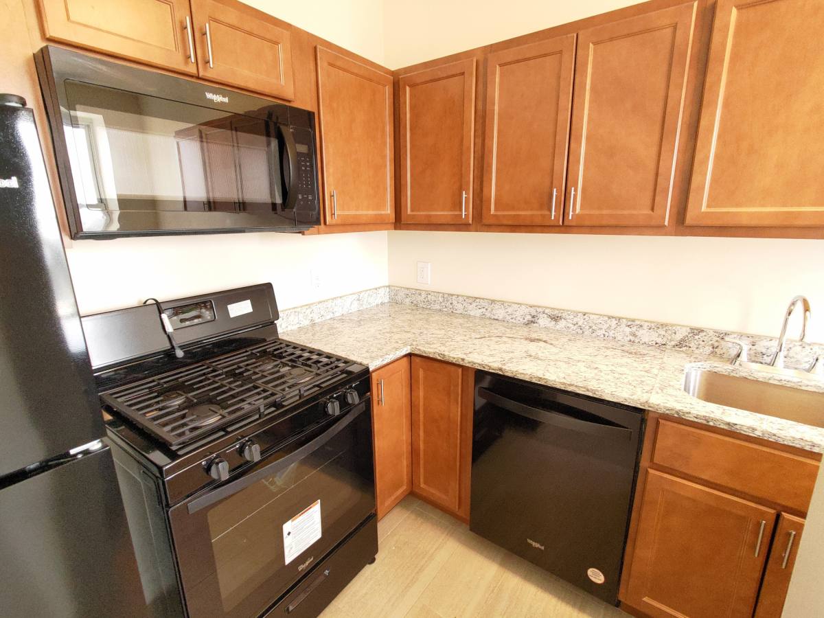 Apartment for rent at 1812 Eutaw Place #410, Baltimore, MD 21217
