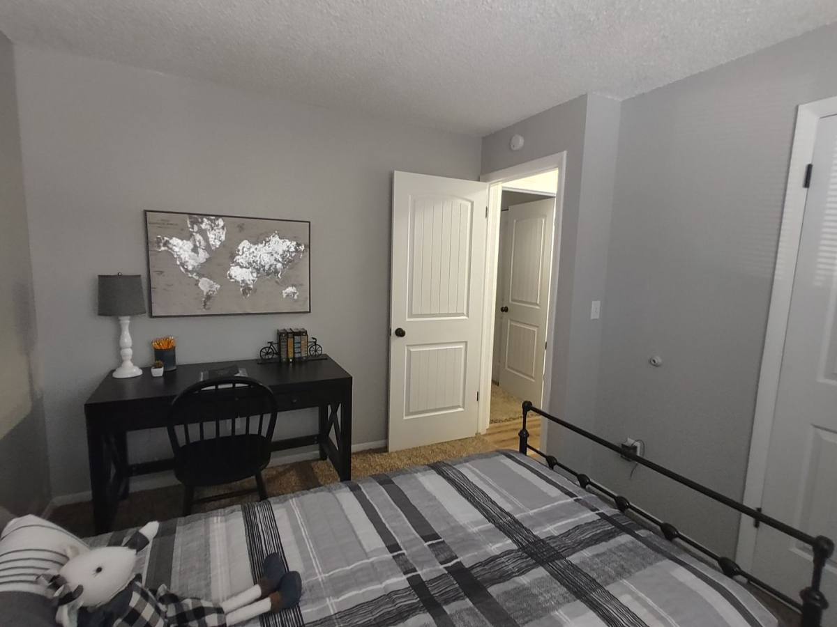 Apartment for rent at 25 N 31st St, Colorado Springs, CO 80904