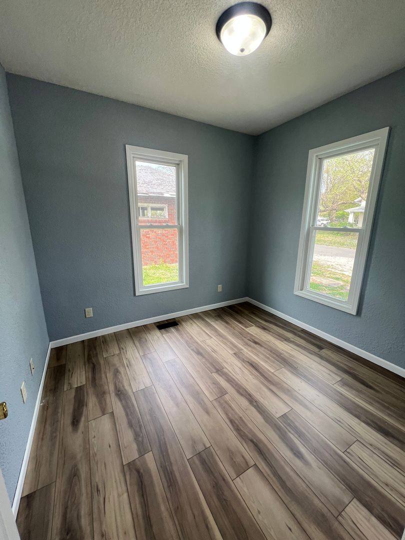 House for rent at 203 S Livergood, Stonington, IL 62567
