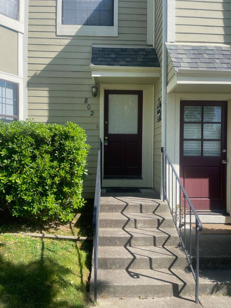 Apartment for rent at 802 Military E, Benicia, CA 94510