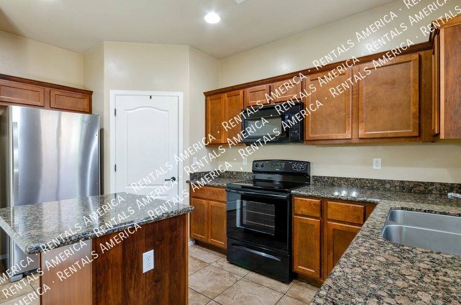 House for rent at 3830 E 3rd St #1101, Tucson, AZ 85716