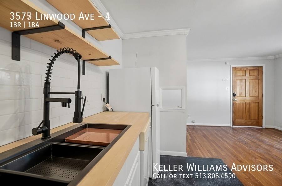 Apartment for rent at 3575 Linwood Ave #4, Cincinnati, OH 45226