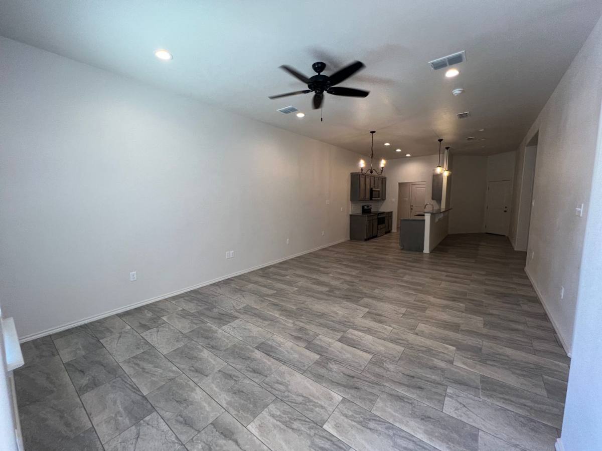 Townhouse for rent at 1124 N 7th St, Wolfforth, TX 79382