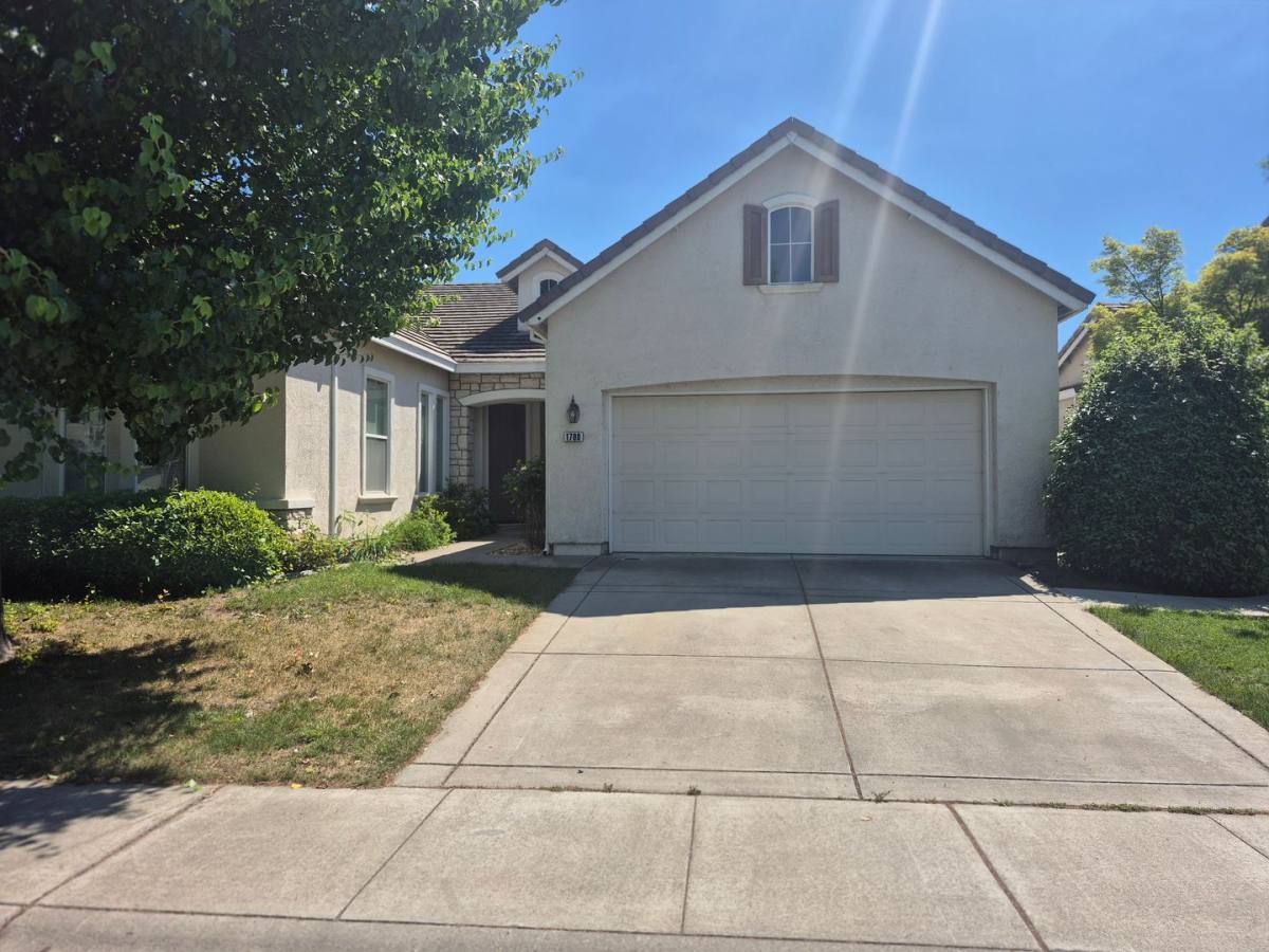 House for rent at 1700 Charm Way, Sacramento, CA 95835