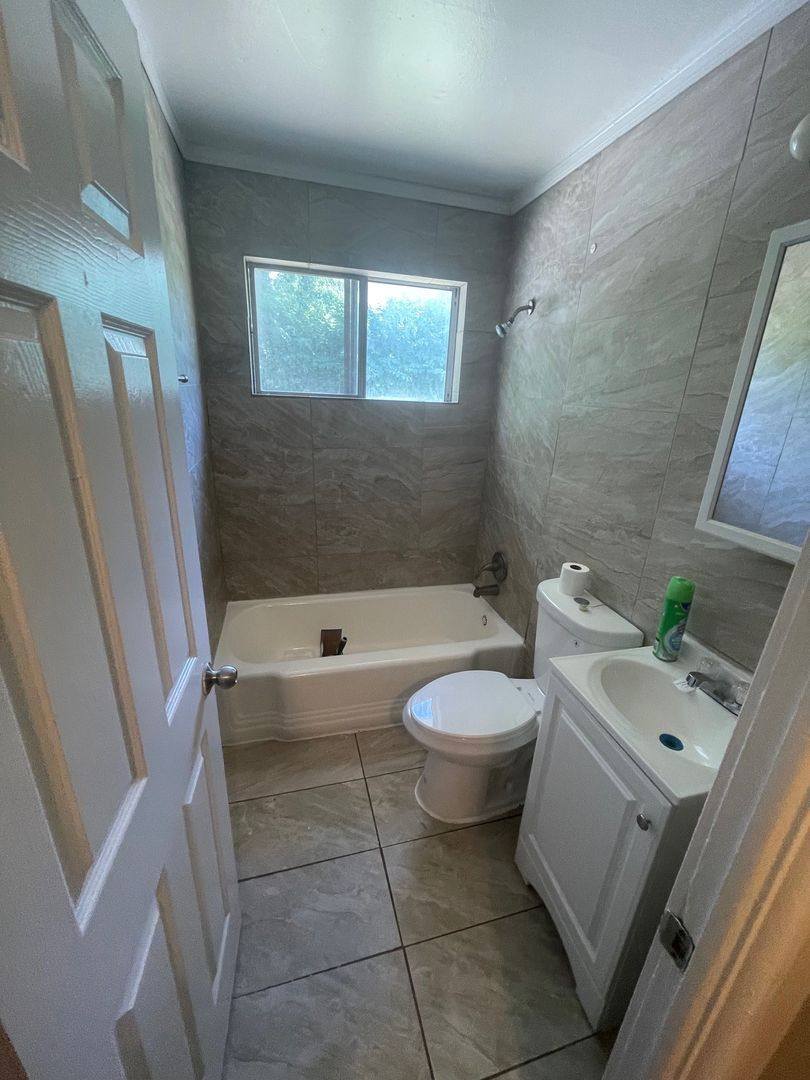 House for rent at 49 Saint Gregory, East Saint Louis, IL 62206
