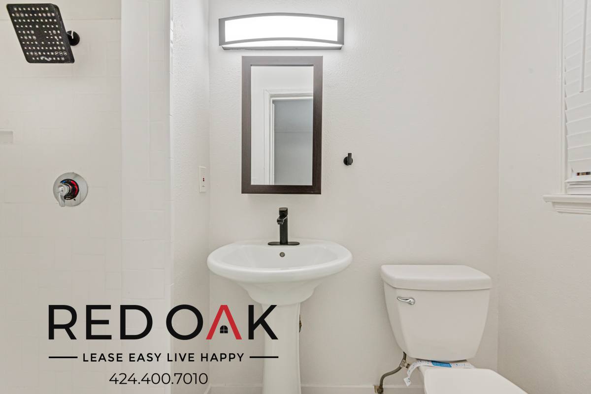 Condo for rent at 851 S Kenmore Ave #21, Los Angeles, CA 90020