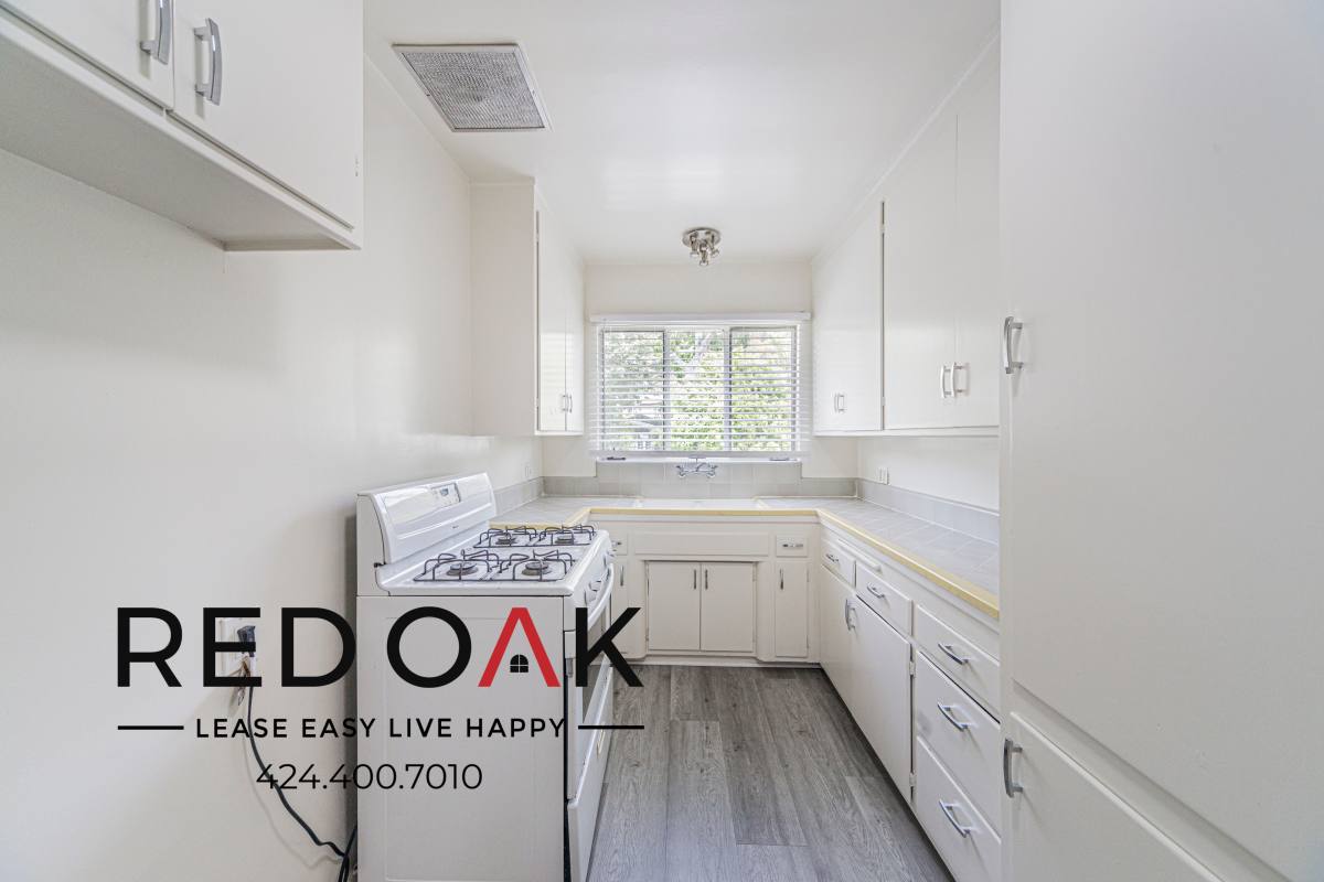 Condo for rent at 1632 N Laurel Ave #225, Los Angeles, CA 90046