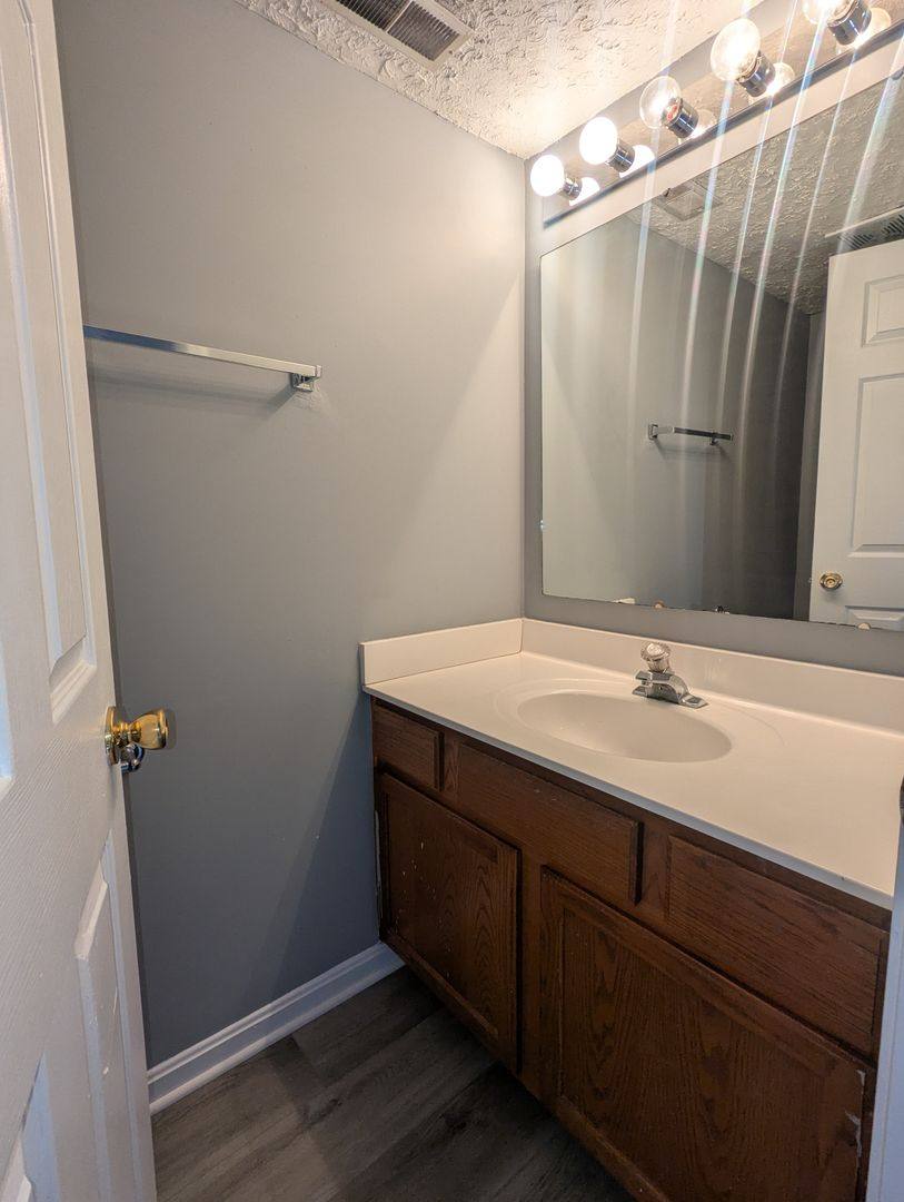 Townhouse for rent at 1117 Crowne Pointe Dr, Elizabethtown, KY 42701