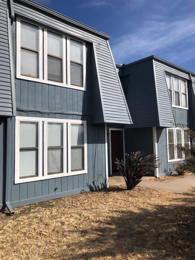 Apartment for rent at 902 NE Tortoise Dr, Lawton, OK 73507