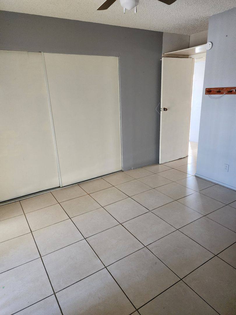 Apartment for rent at 4610 Elk Springs Ave, Las Vegas, NV 89103