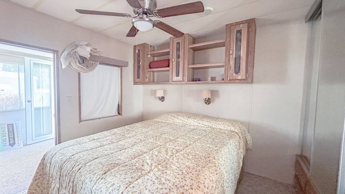 Apartment for rent at 1389 Sierra Dr, San Jacinto, CA 92583