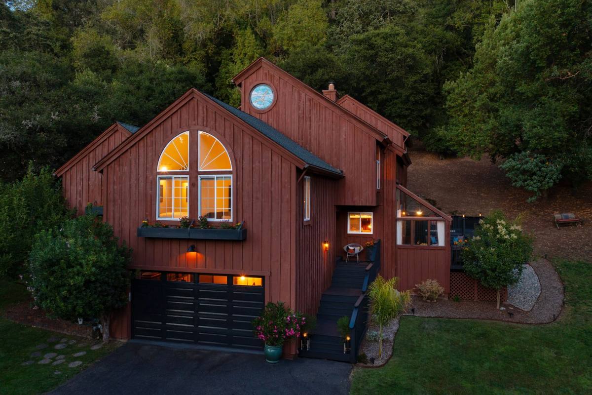 House for rent at 3540 Happy Valley Rd, Santa Rosa, CA 95404