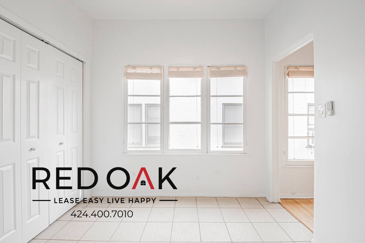 Condo for rent at 366 N Gardner St #366, Los Angeles, CA 90036