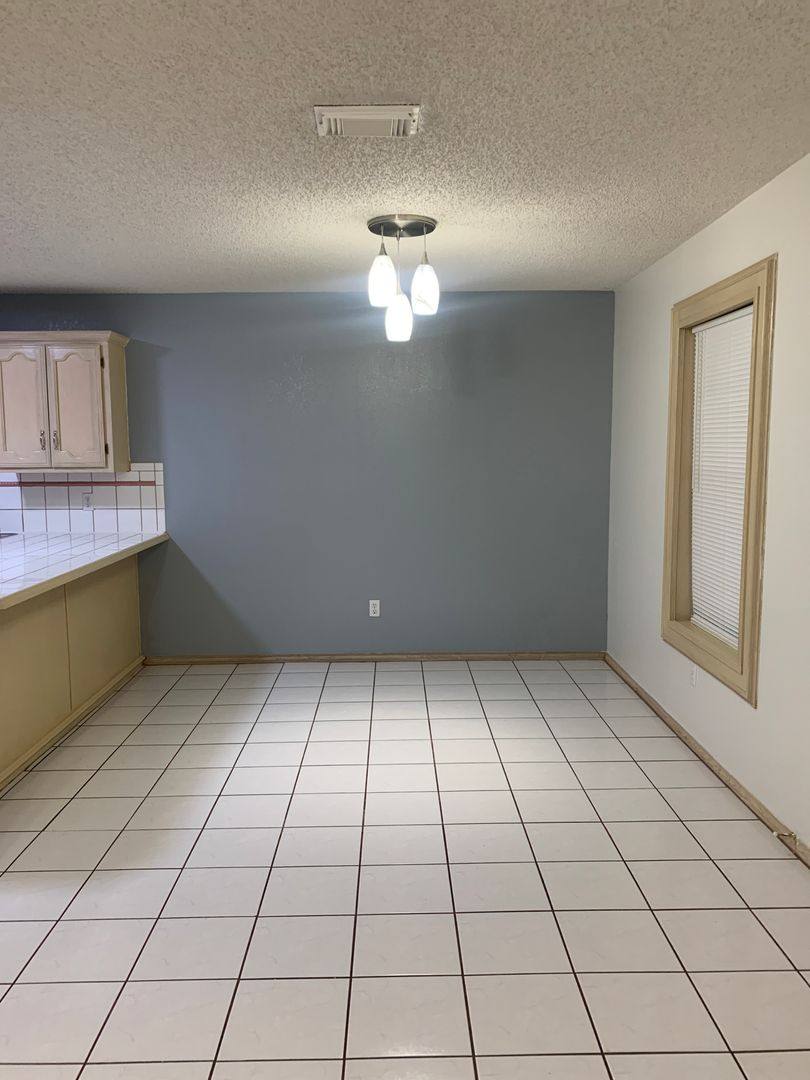 Apartment for rent at 4210 N Main St, McAllen, TX 78504