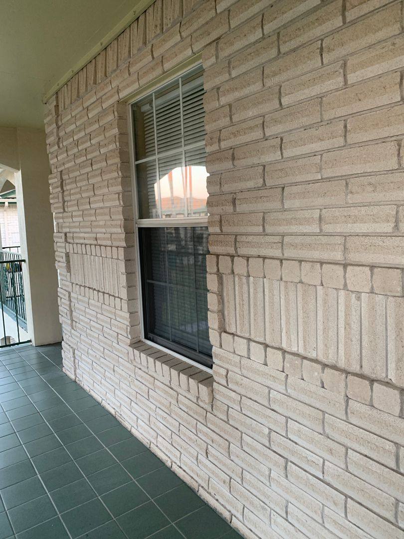 Apartment for rent at 4210 N Main St, McAllen, TX 78504